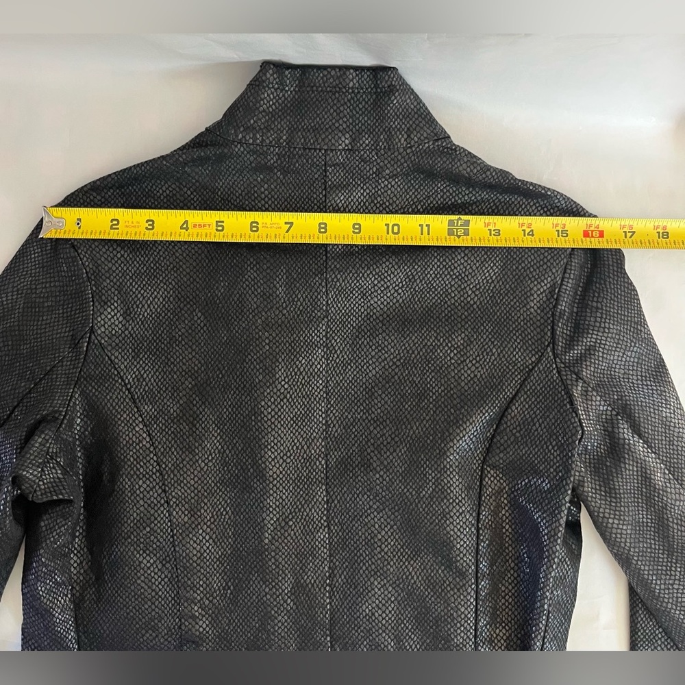 Black Military-Style Women's Blazer Jacket - Picture 14 of 16